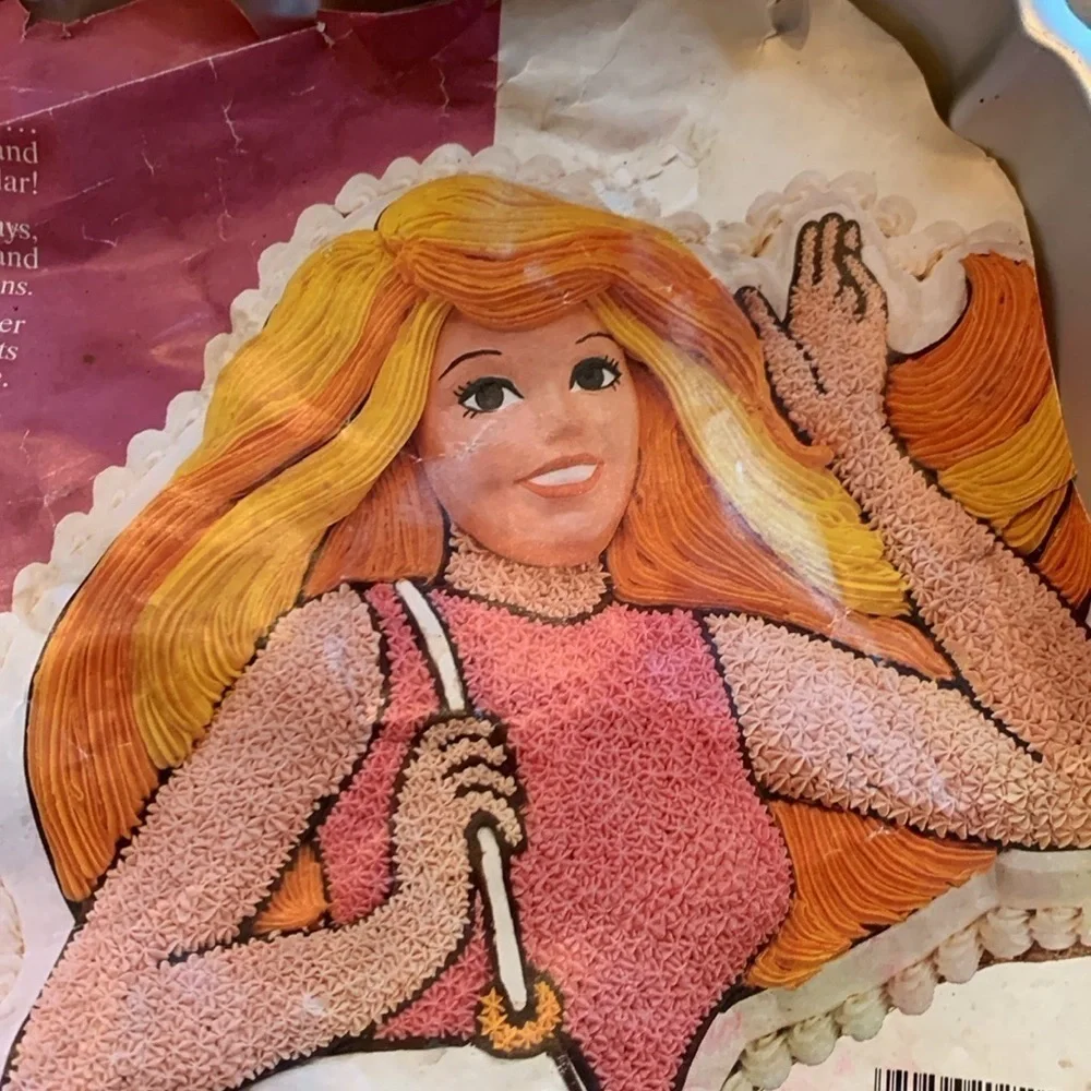 Vintage Barbie metal cake pan by Wilton 1986 Made in Korea